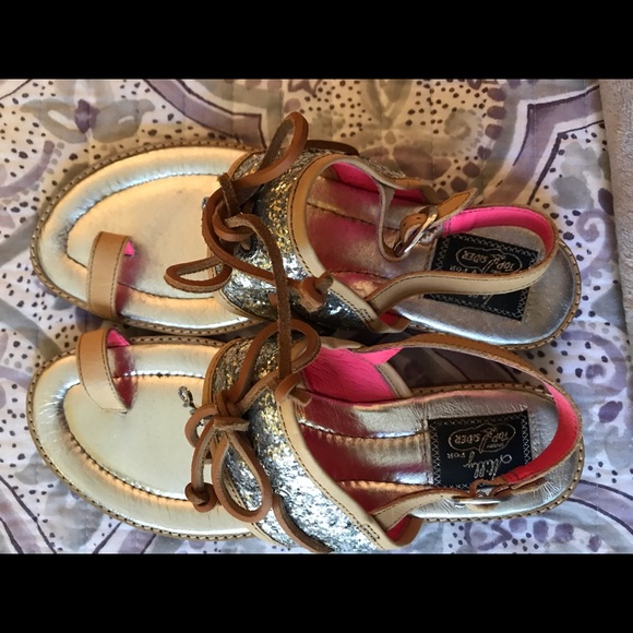 Sparkly Sperry Sandals - Picture 2 of 5